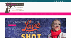 Desktop Screenshot of girlsguidetoguns.com